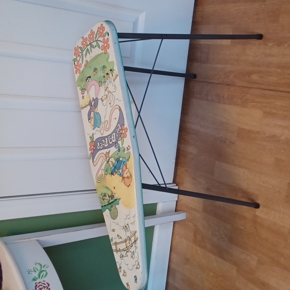 Vintage child ironing board Wolverine  toy no.28 metal
